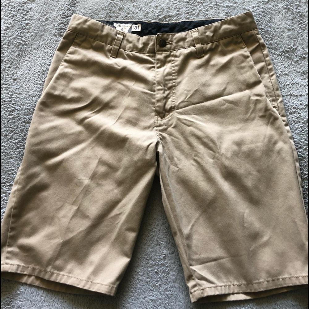 Volcom shorts Sz 31 waist